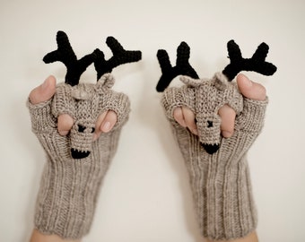 Knit Deer Gloves Cozy Winter Fingerless Gazelle Mittens Knitted Reindeer Hands Festive Antler Glove Warm Holiday Mitts Christmas Handwear