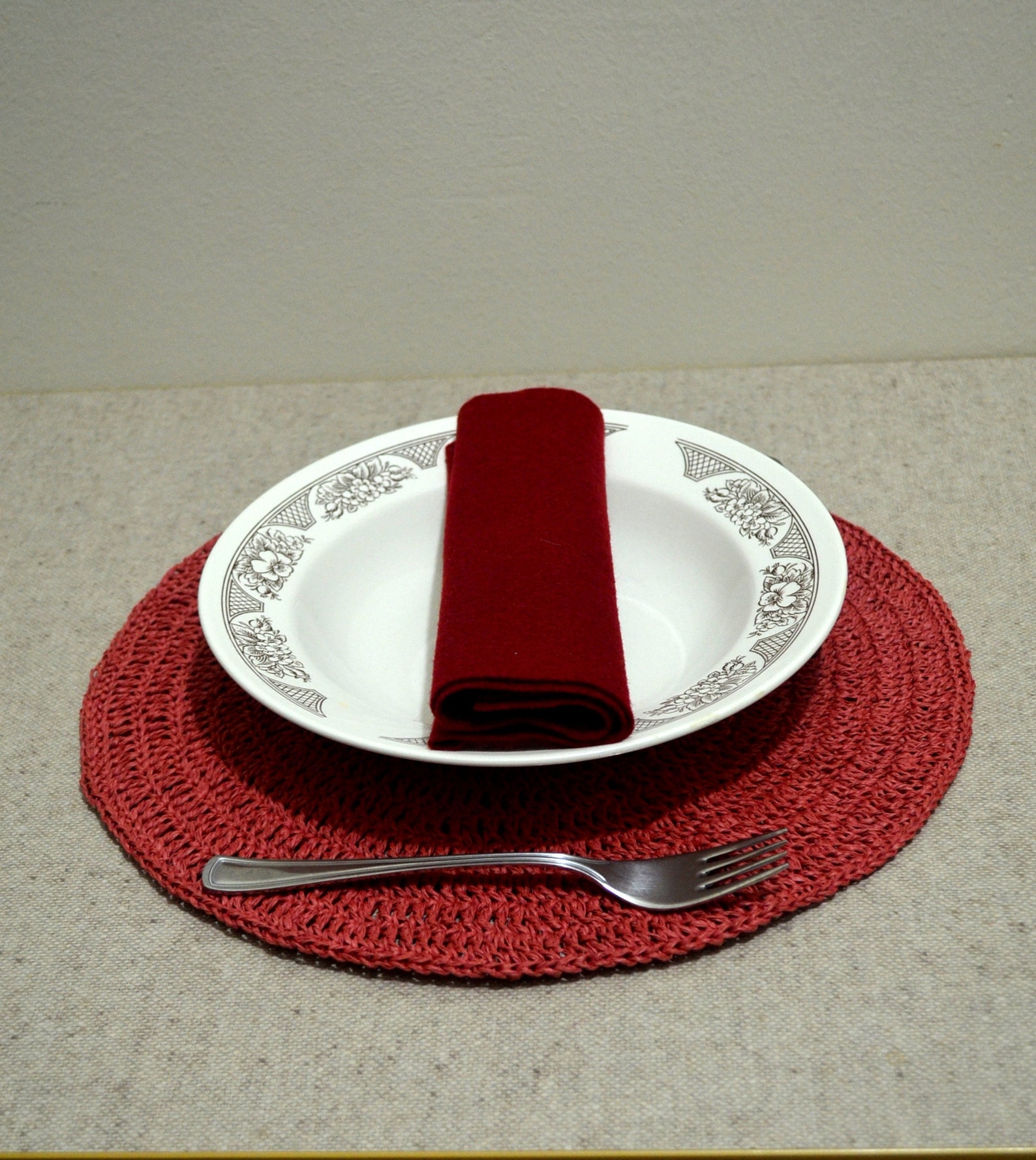 Rustic Placemats 13 Circle Placemat Vintage Burgundy Etsy