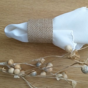 Natürliche Sackleinen-Serviettenhalter, 50er-Set Sackleinen-Servietten, rustikaler Hochzeitsring, böhmische Hochzeitsserviette, Bulk-Serviettenring, rustikales Hochzeitsdekor-Geschenk