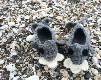 Handmade Shark Baby Booties - Adorable and Unique Newborn Shoes for Baby Shower or New Mom Gift - Perfect Winter Accessory and Photo Prop
