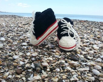 BLACK CROCHET BABY Shoes - unique booties,family  baby converse , newborn gift - baby boy, baby girl - baby shower gift ,  summer colors