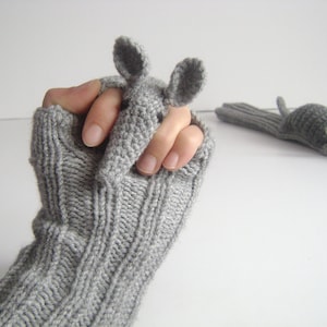 Etsy's Pick , Animal mittens Gantlet Knit Wool Winter Crochet Armadillo Gloves, Gray Long fingerless Arm Warmers, Touch Screen Gift Children image 4