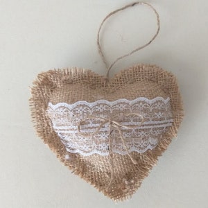 Idées cadeaux pour les ornements d&#39;arbre en toile de jute de Noël, garniture de cœur en toile de jute, décoration d&#39;ornement rustique du nouvel an, cadeau en toile de jute pour la décoration intérieure comme mariage