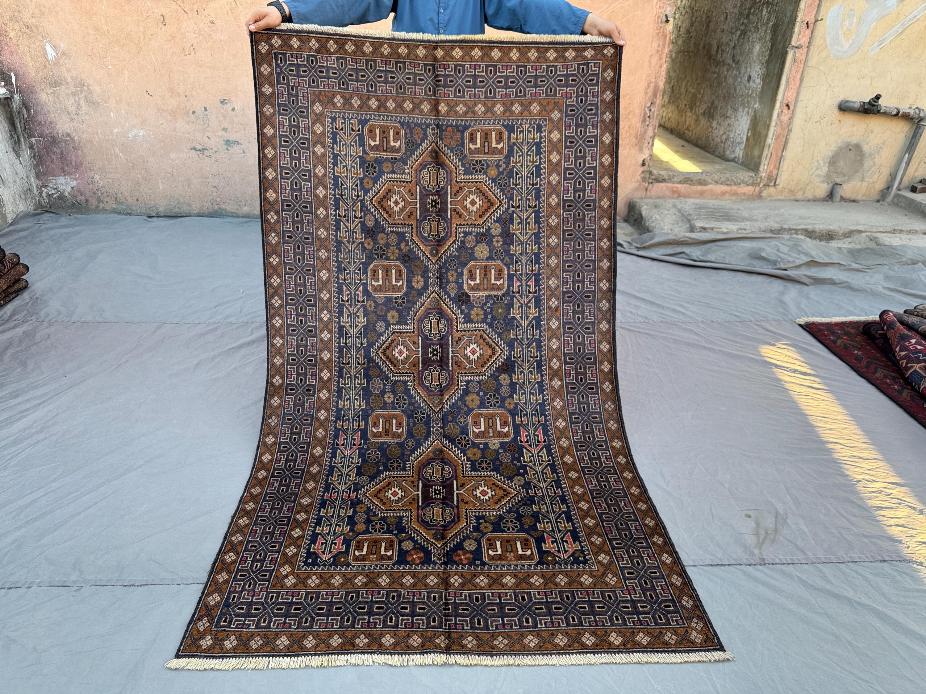 4x7 Ft Vintage Navy Blue Baluchi Area Rug - Hand-knotted Wool Soft