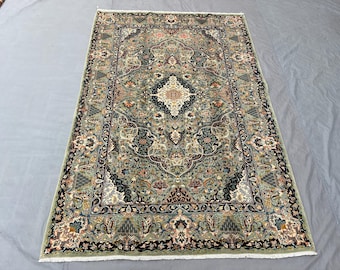 Alfombra elegante afgana de lana con medallón floral de 4 x 7 pies – Alfombra tradicional azul cielo y marfil – Diseño oriental intrincado para la decoración de la sala de estar.
