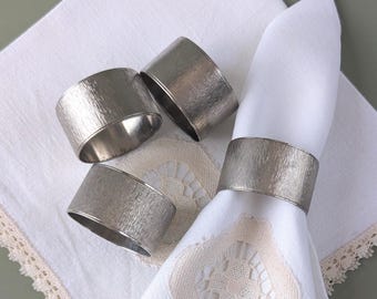 Zilverkleurige, gestructureerde servetringen uit de jaren 80 - Vintage modernistisch servies, set van vier