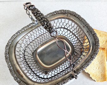 Antik Brödkorg med Handtag - Silverpläterad Repousse Fruktskål - Vintage Elegant Borddekoration