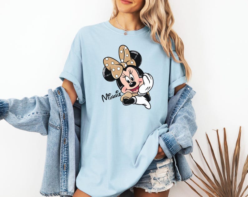 Minnie Mouse Shirt, Comfort Colors, Cute Cartoon Shirt, Retro Mouse Tee, Polka Dot Bow Tshirt, Magical Character Shirt, Disney Tee 画像 1