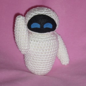 Eva robot amigurumi crochet pattern PDF wall-e