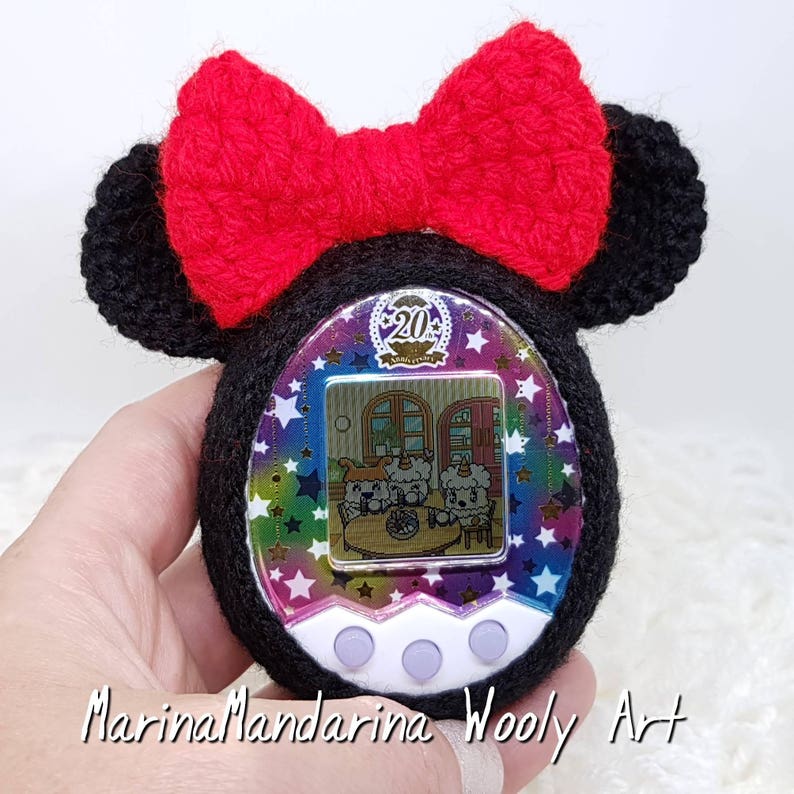 one case Minnie Mouse Tamagotchi M!X mix 4U iDL P/'s Friends case crochet beads by MarinaMandarina