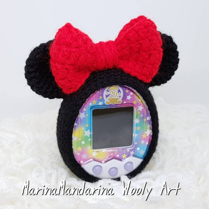 one case Minnie Mouse Tamagotchi M!X mix 4U iDL P/'s Friends case crochet beads by MarinaMandarina