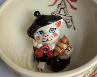 Handmodellierte Keramikkatzentasse, Pariser Cafe-Teetasse, Peekaboo-Croissant-Kaffeetasse