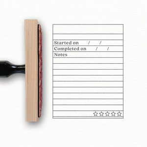 Library Card Stamp, un tampon en caoutchouc pour ex-libris pour votre petite bibliothèque personnelle ou gratuite, conçu par Modern Maker Stamps | 0418