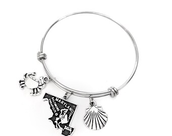 Maryland nautical themed bracelet. Includes State of Maryland, Blue Crab, and Seashell