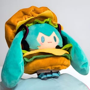 Hamburger Hatsune Miku Plushie