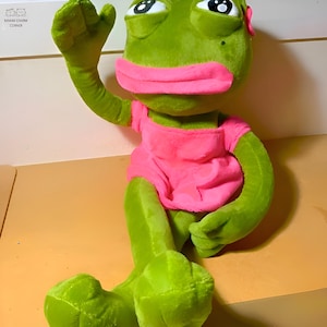 Adprable Sad Pepe Plushie