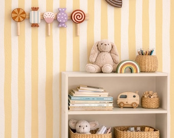Buttergelber handgemalter Streifen Kinderzimmer Tapete - Kinderzimmer Wanddeko