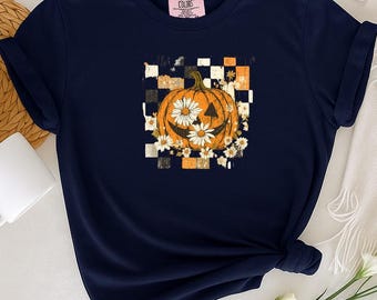 Camiseta de calabaza con flores silvestres de Comfort Colors: camiseta retro de Halloween