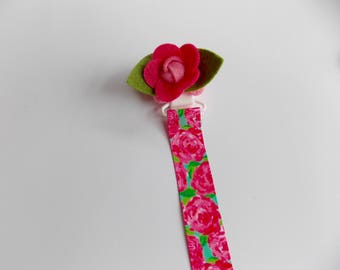 Pink flower Rose flower ribbon pacifier holder pacifier clip binky clip baby  shower  gift  paci clip pacifier  holder rose felt flower girl