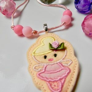 Felt Kids Necklace-Ballerina Childrens Necklace-Little Girls Necklace-Birthday Party Favor-Felt Jewelry-Toddler Jewelry