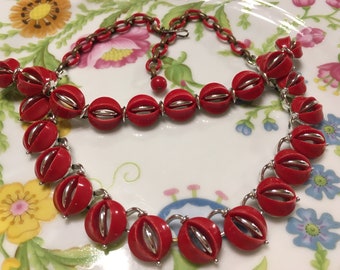 Collier et bracelet LISNER thermodurcissables rouges cerises vintage, demi-parure