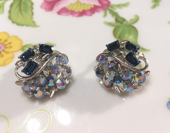 Vintage LISNER Sapphire Blue Aurora Borealis And … - image 1