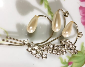 Vintage Faux Pearl And  Clear Rhinestone Floral Spray Brooch