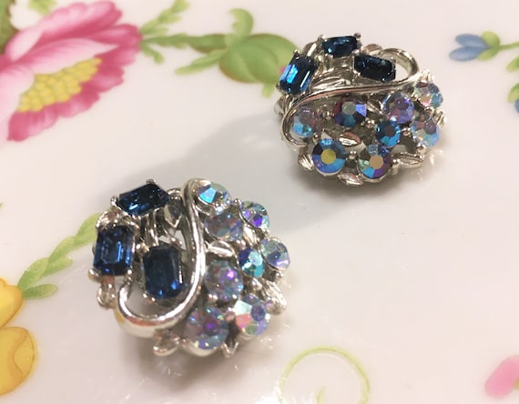 Vintage LISNER Sapphire Blue Aurora Borealis And … - image 2