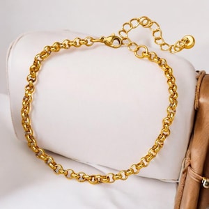 Gold Stainless Steel Anklet for Women – Summer Beach Chain Foot Bracelet, Minimalist Jewelry, Adjustable Leg Accessory
