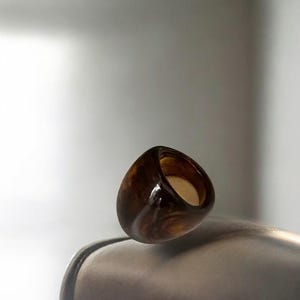 Vintage Oversized Amber Resin Ring for Women | Exaggerated Geometric Punk Statement Finger Jewelry