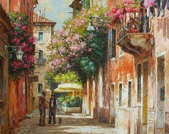 Op de afbeelding: Een schilderij van een smalle straat in een Europese stad. De straat is omzoomd met kleurrijke gebouwen en een weelderige groene boom. Twee mensen lopen over de straat, en er is een kleine hond aan hun voeten.