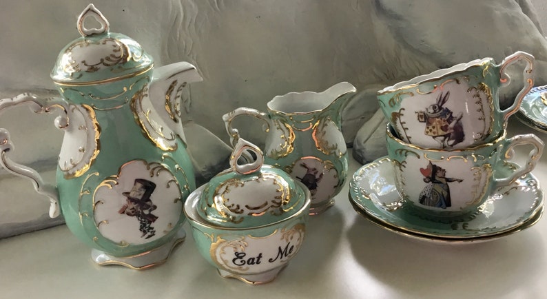 FREE SHIPPING  7 or 11 Piece Alice in Wonderland Tea Set image 0