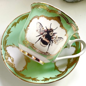 Beautiful Bee Teacup and Saucer Set, 8 oz. Food- and Dishwasher Safe. Vegan Bone China.