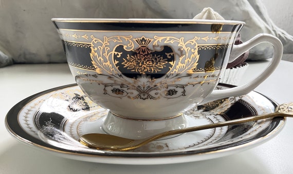 INTRODUCTORY SALE - Four Cups, Teapot, Creamer, Sugar, 22k INTRODUCTORY SALE - Four Cups, Teapot, Creamer, Sugar, 22k