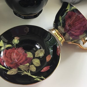 Gorgeous Black and Gold Tea Set with Black Rose Design, Bat, Cat, Crow and Eye Design, Halloween Tea Set, Porcelain. Food Safe & Durable. imagem 10