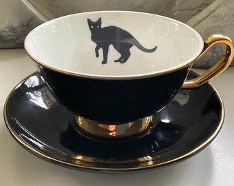 Beautiful Black Cat Teacup, 8 Ounces, Food- and Dishwasher Safe, Porcelain.