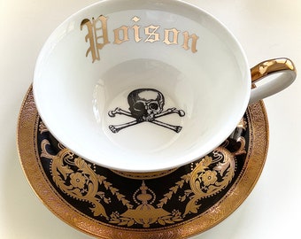 Gorgeous 22k Gold and Black "Poison" Teacup & Saucer Set, 7 Ounces