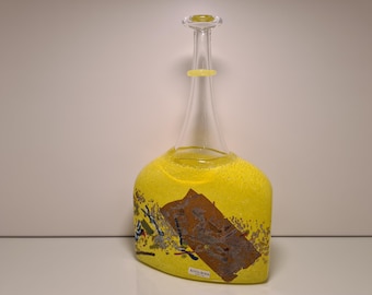 Kosta Boda Satellite Art Glass Vase – Bertil Vallien Swedish Modern Yellow Speckled Design