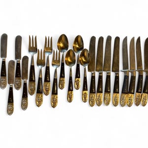 T.H.S Siam Buddha Flatware Lightly Gilded Brass w/Wooden Handles 20pc Set