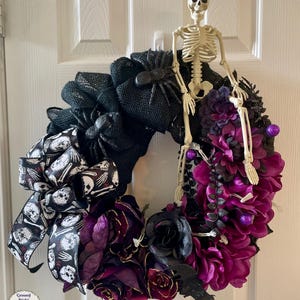 Black Burlap Halloween Wreath: Skeleton, Spiders & Purple Flowers
