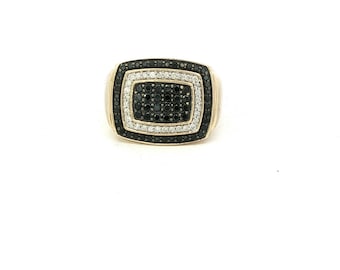 10K Gold Black White Diamond Ring 1.14 CTW Men's Size 10.5 8g