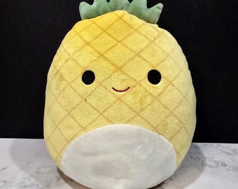 Squishmallows Maui la Piña Pequeño (6" - 14")