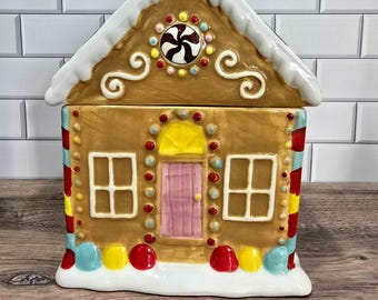 Tarro de galletas con forma de casa de jengibre, 26 cm de alto x 20 cm x 20 cm, color dolomita navideño