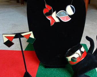 Collectible Vintage MONET “DIRECTIVES” COLLECTION, Necklace, Bracelet, & Earrings