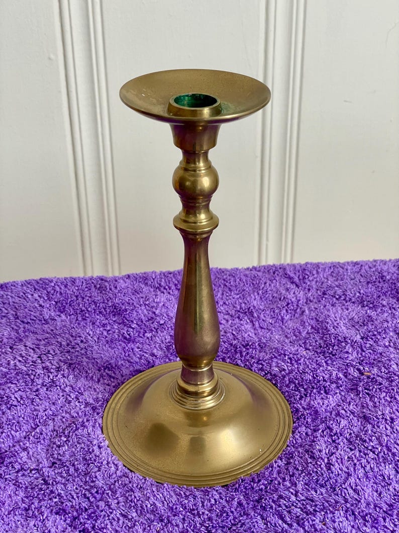 Vintage Brass Candlesticks Q