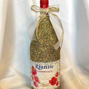 Glam Gold Glitter Wine Bottle Decor – Bridesmaid Gift / Wedding Centerpiece / Bar Cart Accessory