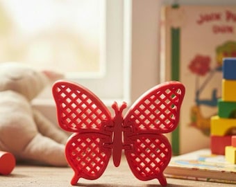 Movable 3D Printed Butterfly Keychain – Flexible Articulated Design