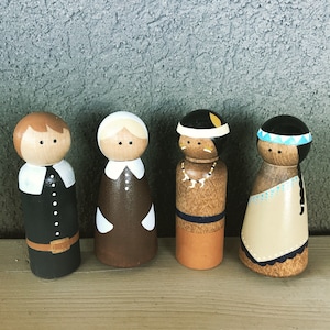 NEW! 2018- Thanksgiving peg dolls