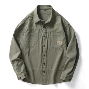 Minimalist men overshirt green workwear style