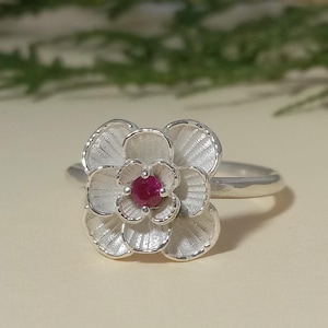 Ruby Flower  925 Sterling Silver Floral Ring, Birthday Gifts ,Anniversary Gifts, Flower Silver Ring, Minimalist Ring.